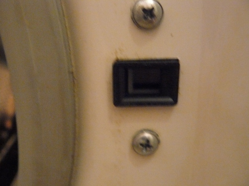 La Porte De Mon Lave Linge Ne Se Ferme Plus la porte de mon lave-linge Ariston AVL125 ne se vérouille plus donc